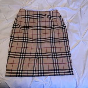 Burberry skirt